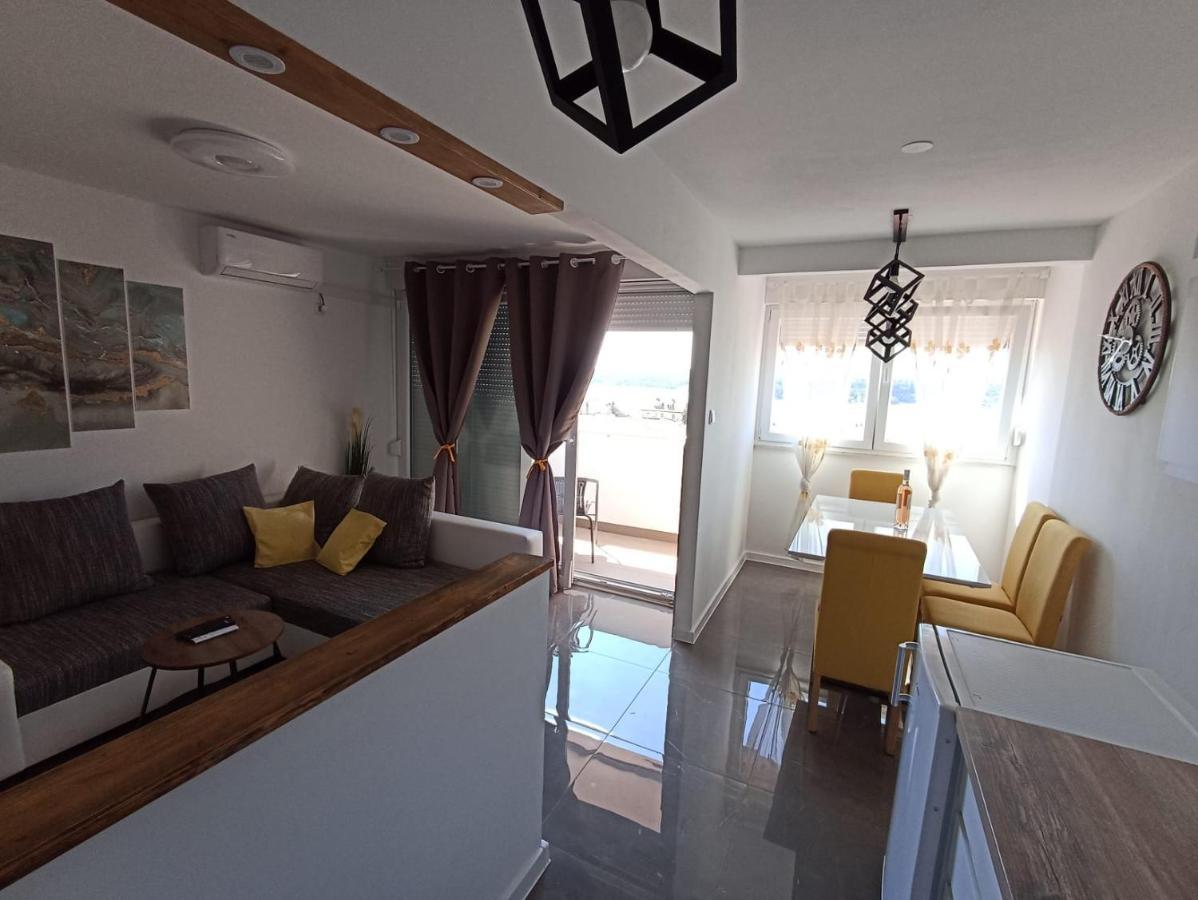 Beetlejuice Apartments Šibenik Eksteriør billede